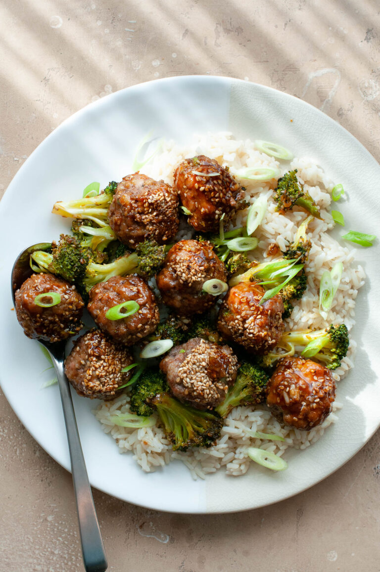 Sticky Glazed Sesame Pork Meatballs