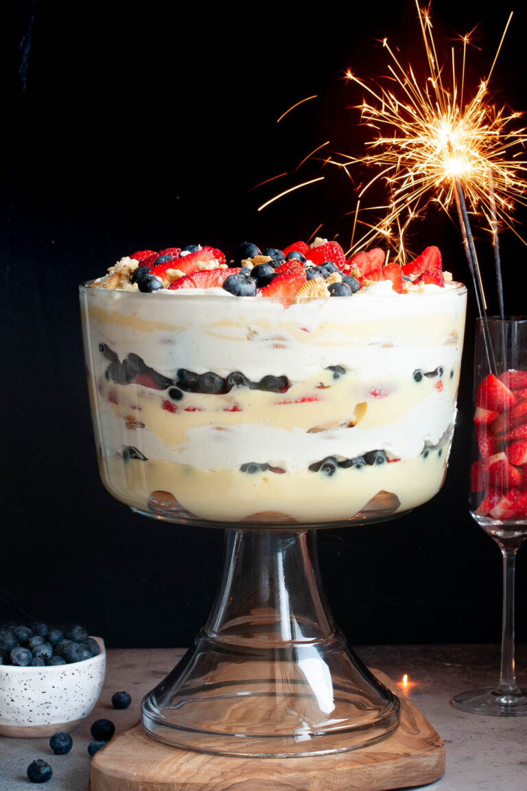 Oreo Vanilla Berry Trifle