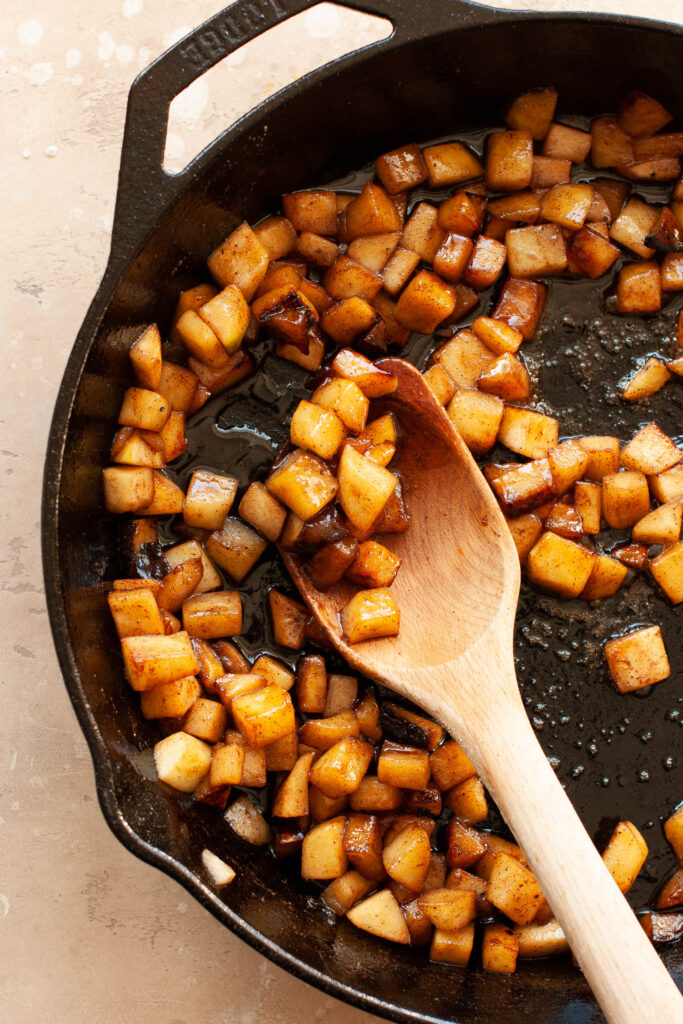 Apple Pie Puff Pastry Cups
