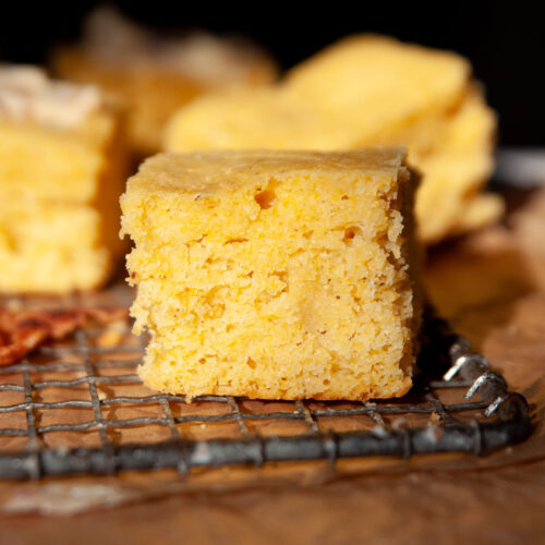 Classic Buttermilk Cornbread Recipe