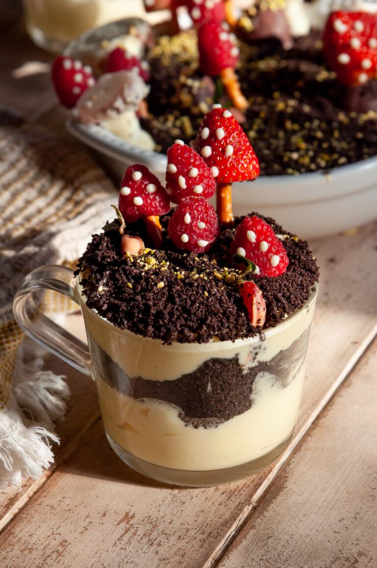 Wild Forest Classic Dirt Pudding Cake