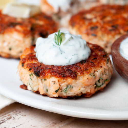 salmon cakes with greek yogurt tartar sauce