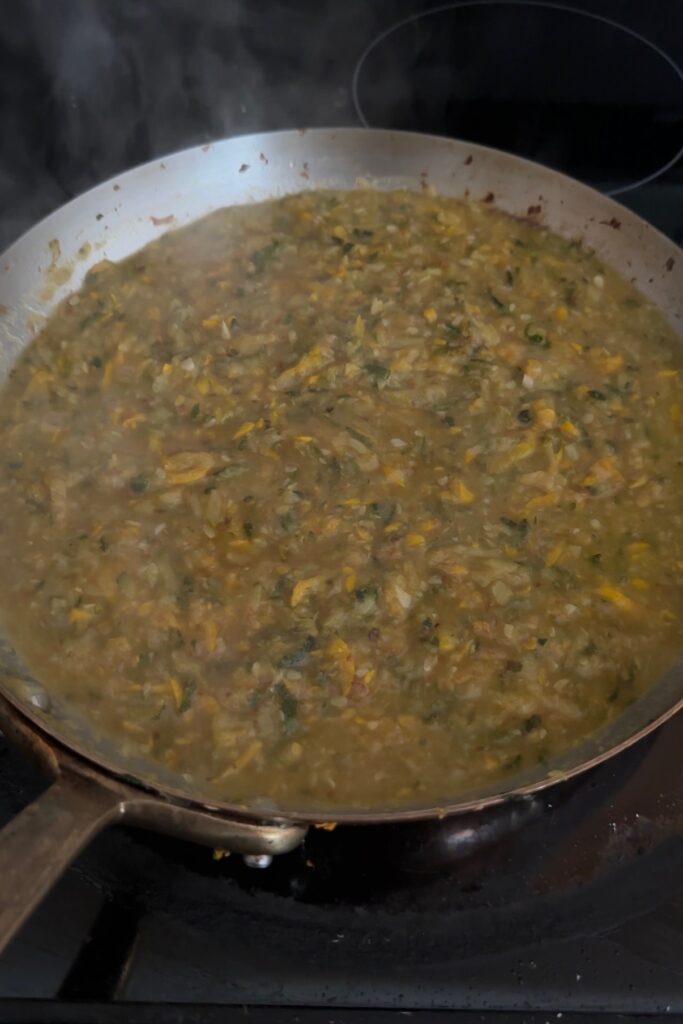 finished zucchini sauce